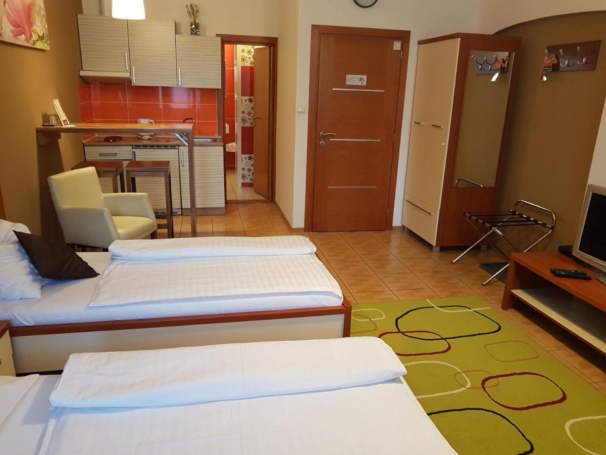 Alex Pension Prešov Exterior foto